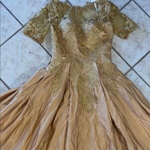 COPY - Elegant Gold Lace Wedding Dress